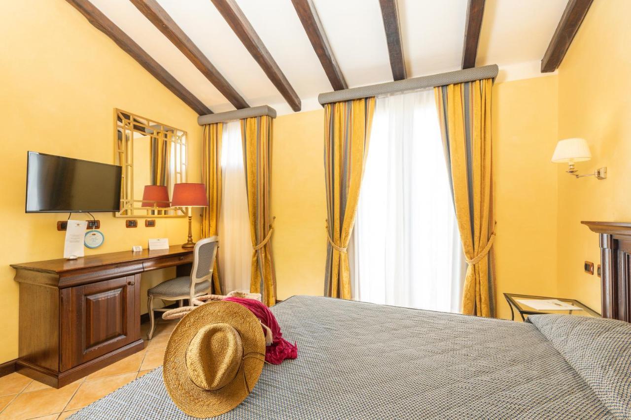 Hotel Arbatasar 4*