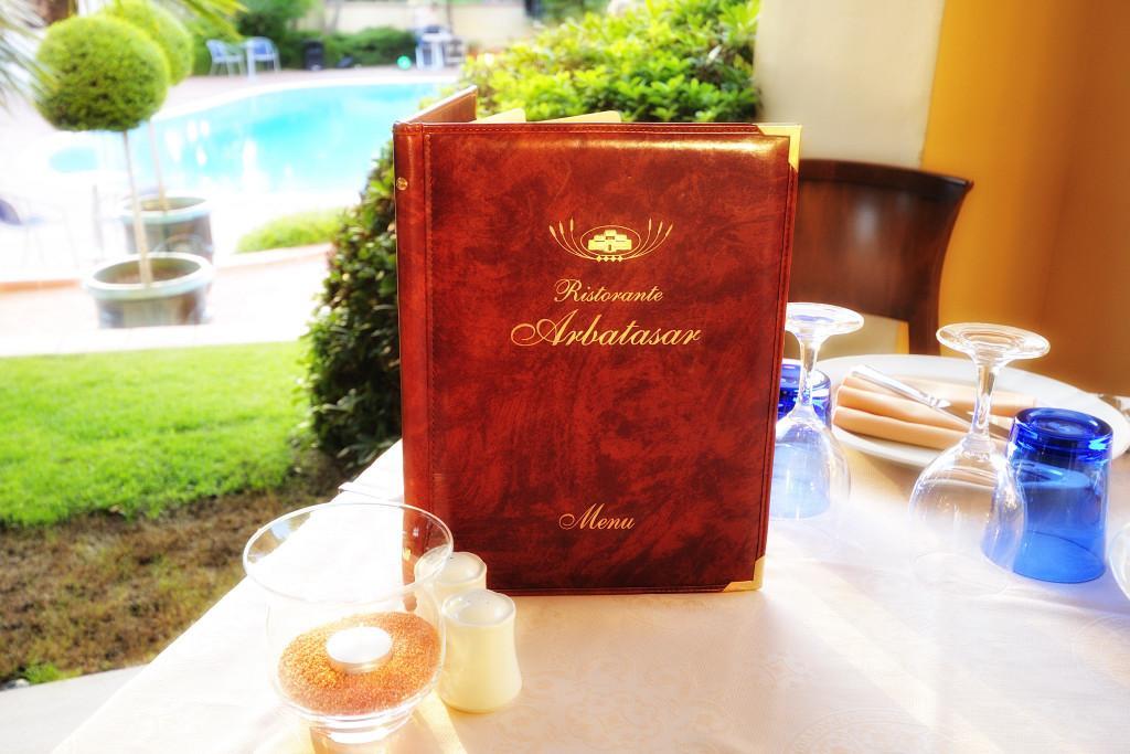 Hotel Arbatasar